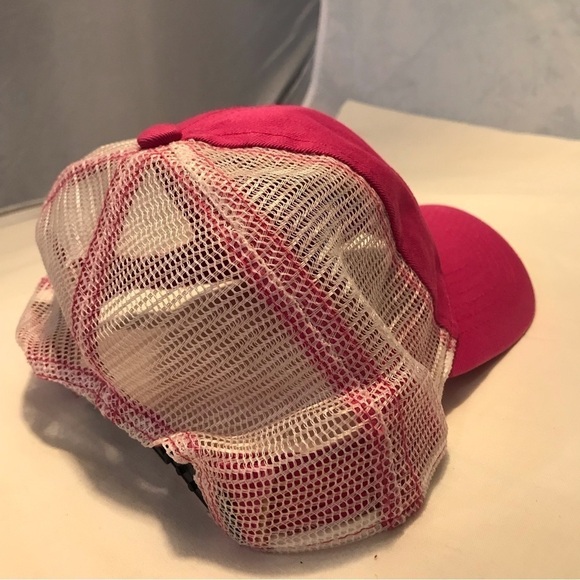 Magellan Outdoors Women's Adjustable SnapBack Fishing Cap - Picture 5 of 16